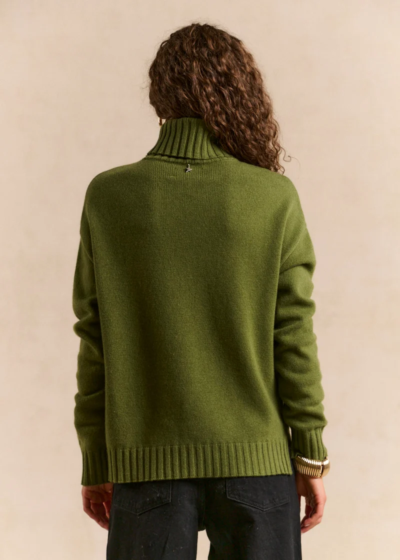 Pull ample col roulé en laine