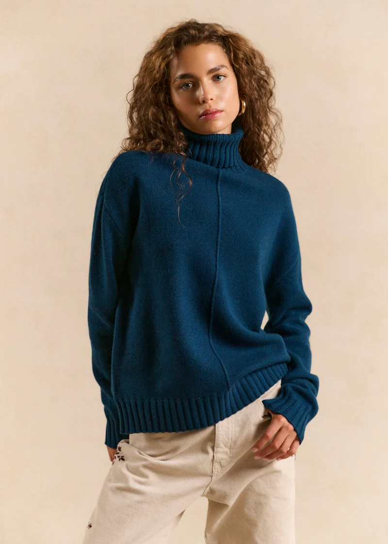 Pull ample col roulé en laine