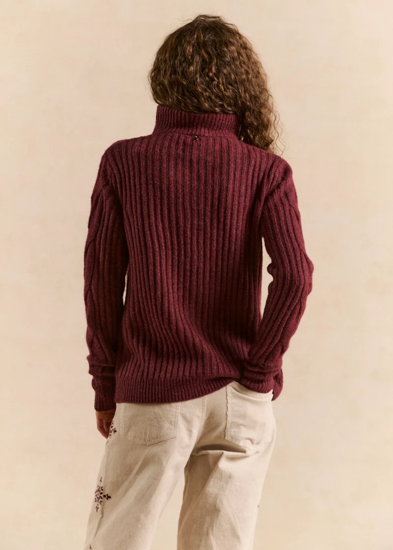 Pull camionneur torsadé