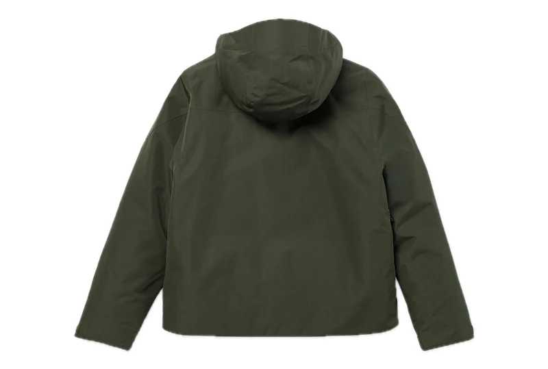 VESTE ISOLÉE EN ACIER