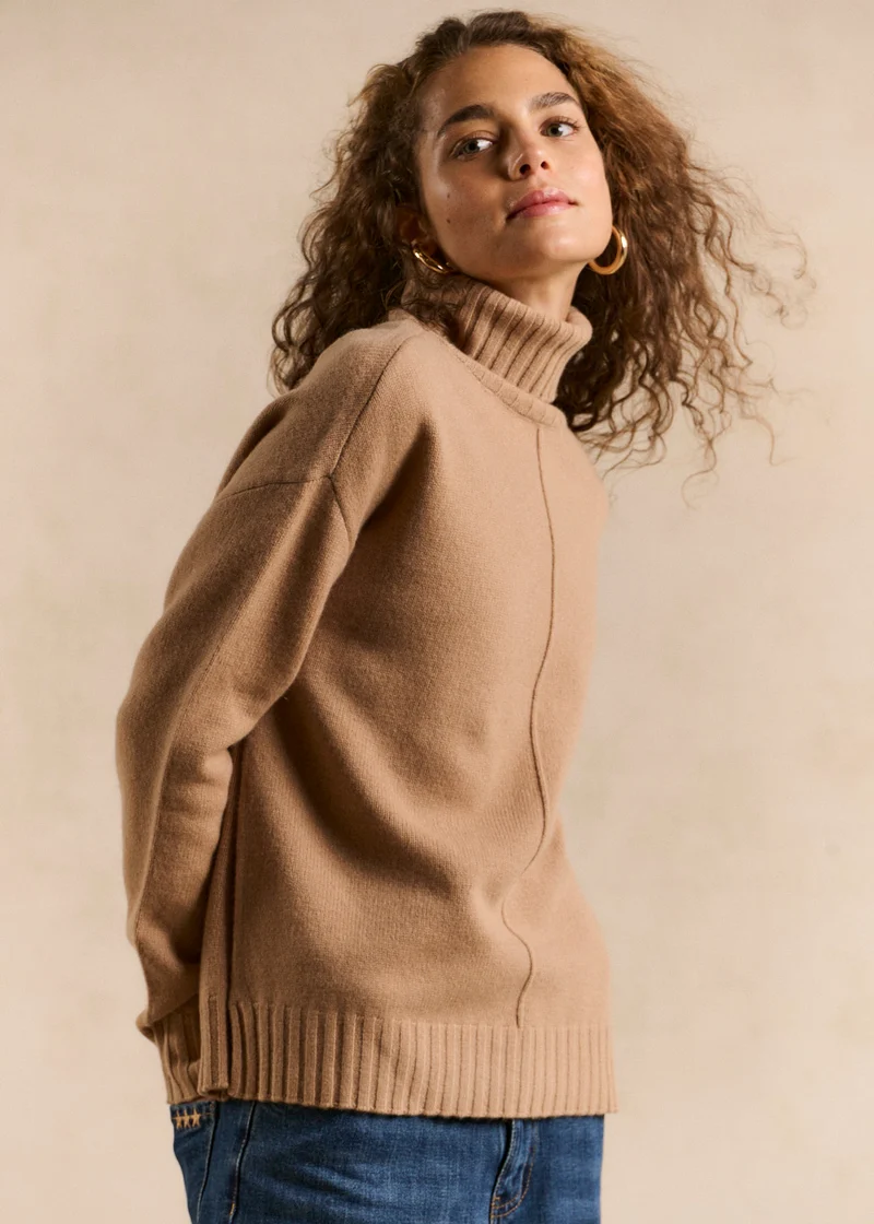 Pull ample col roulé en laine