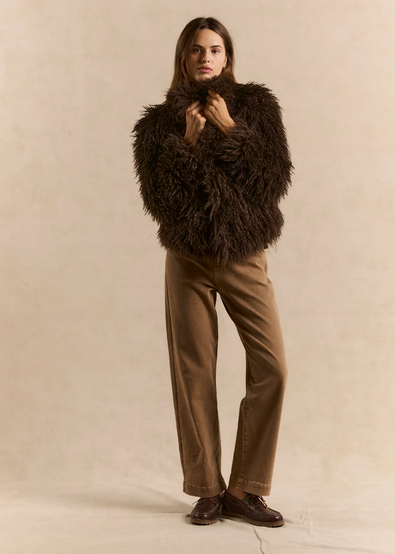 Veste courte en fausse fourrure