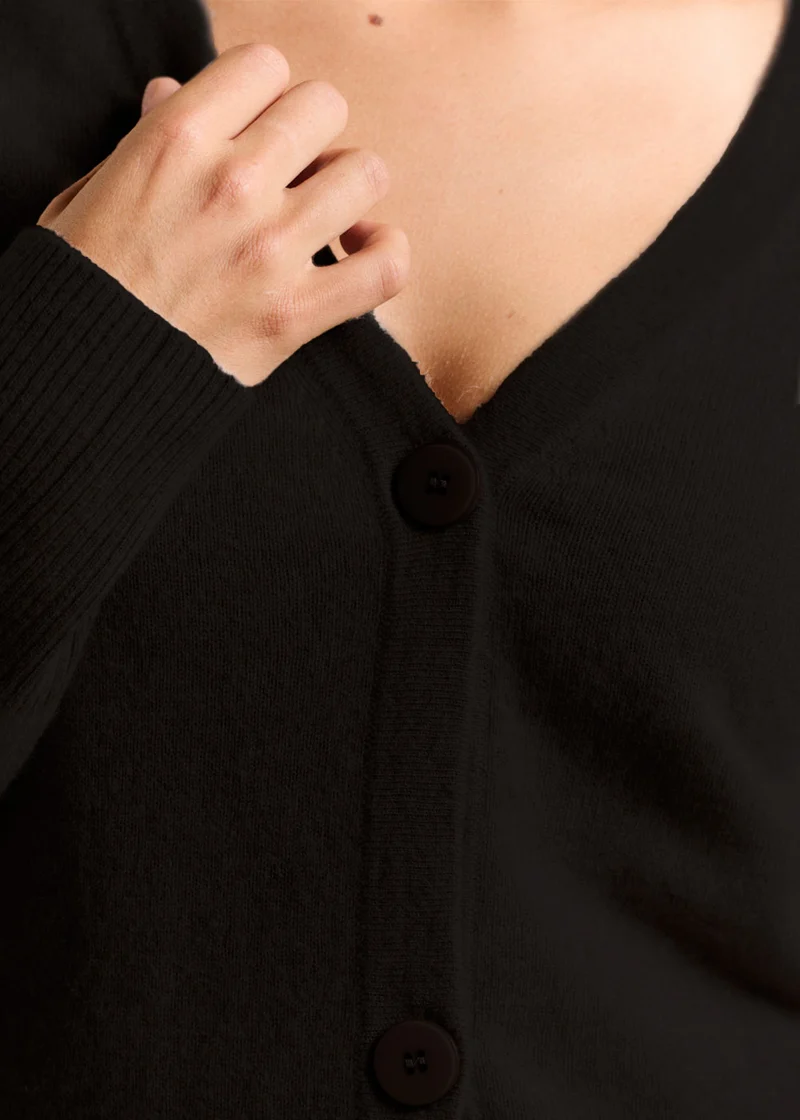 Gilet cachemire col V forme courte