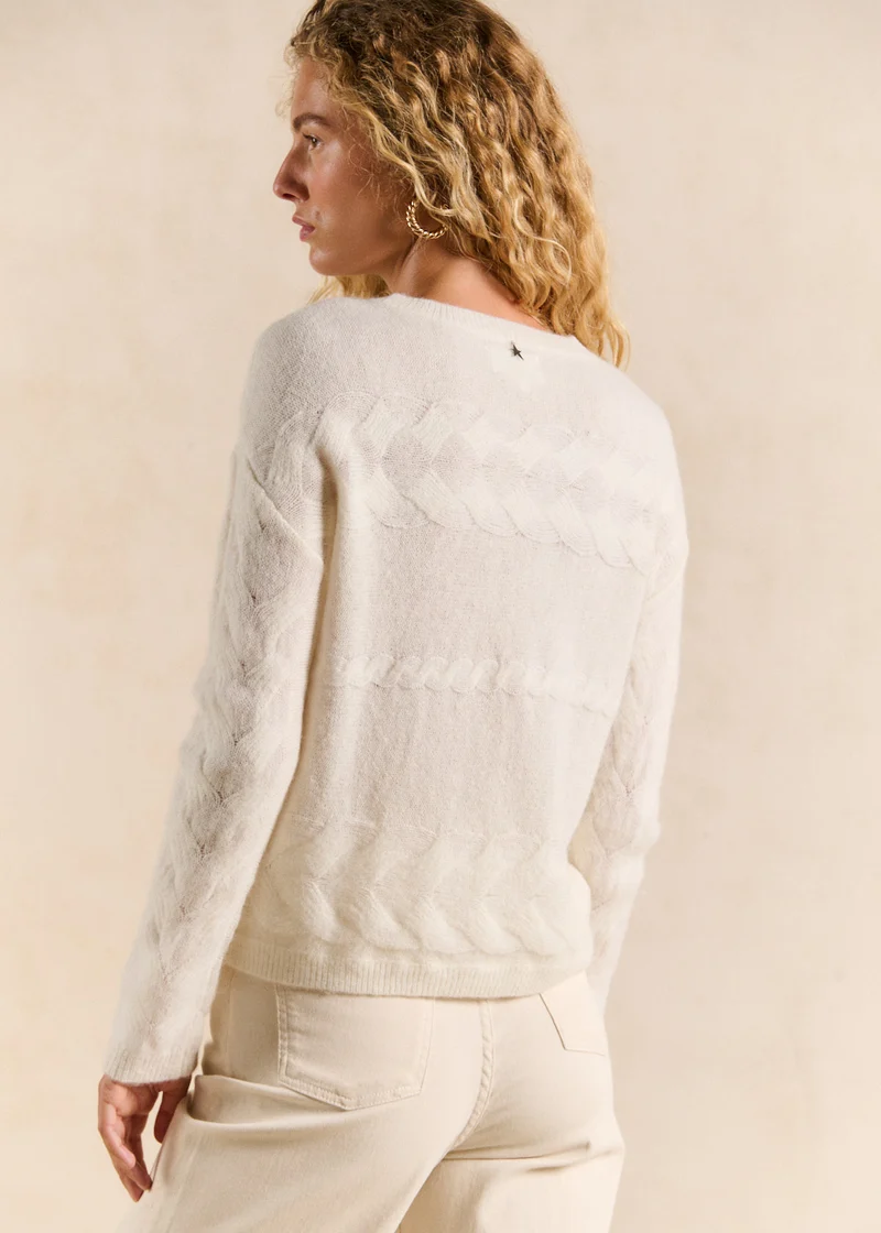 Pull maille torsadée