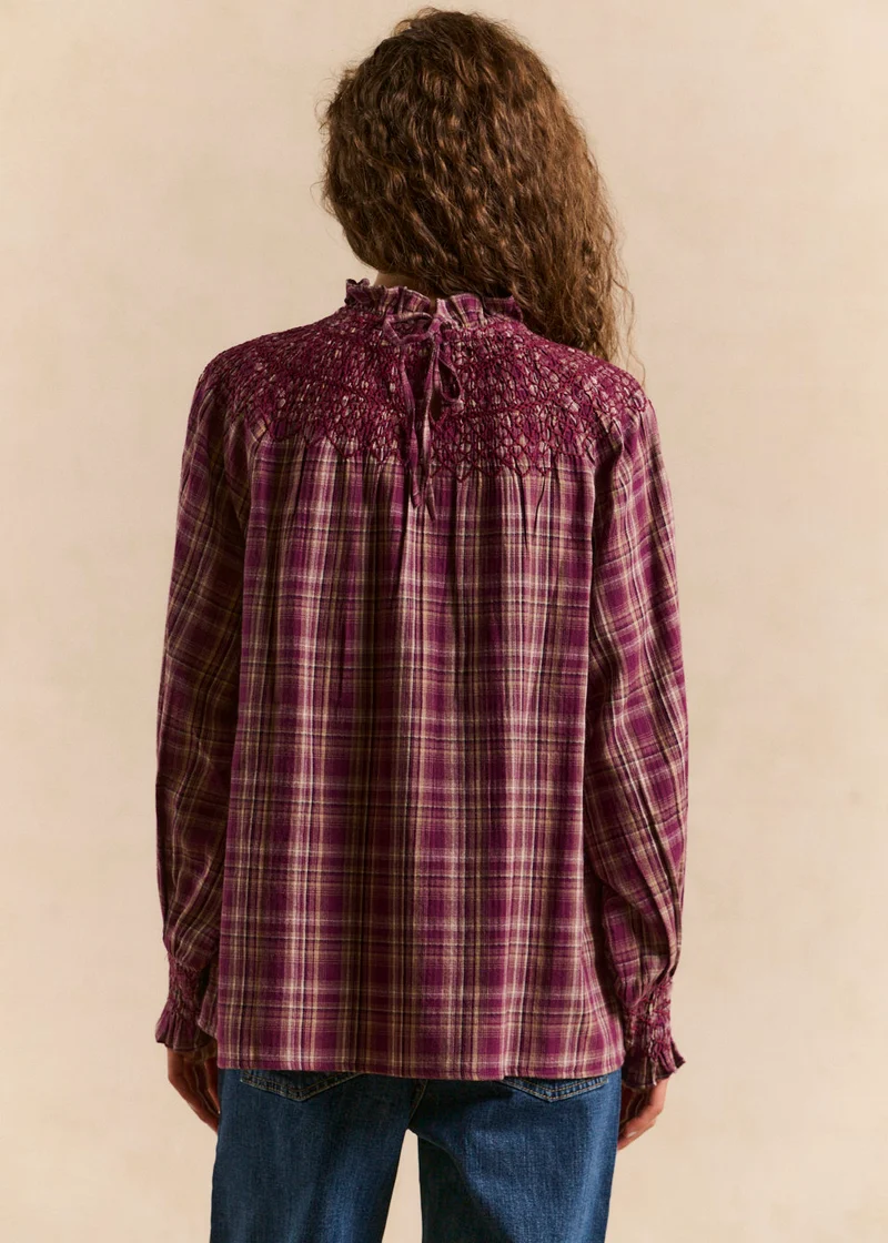 Blouse à carreaux smockée