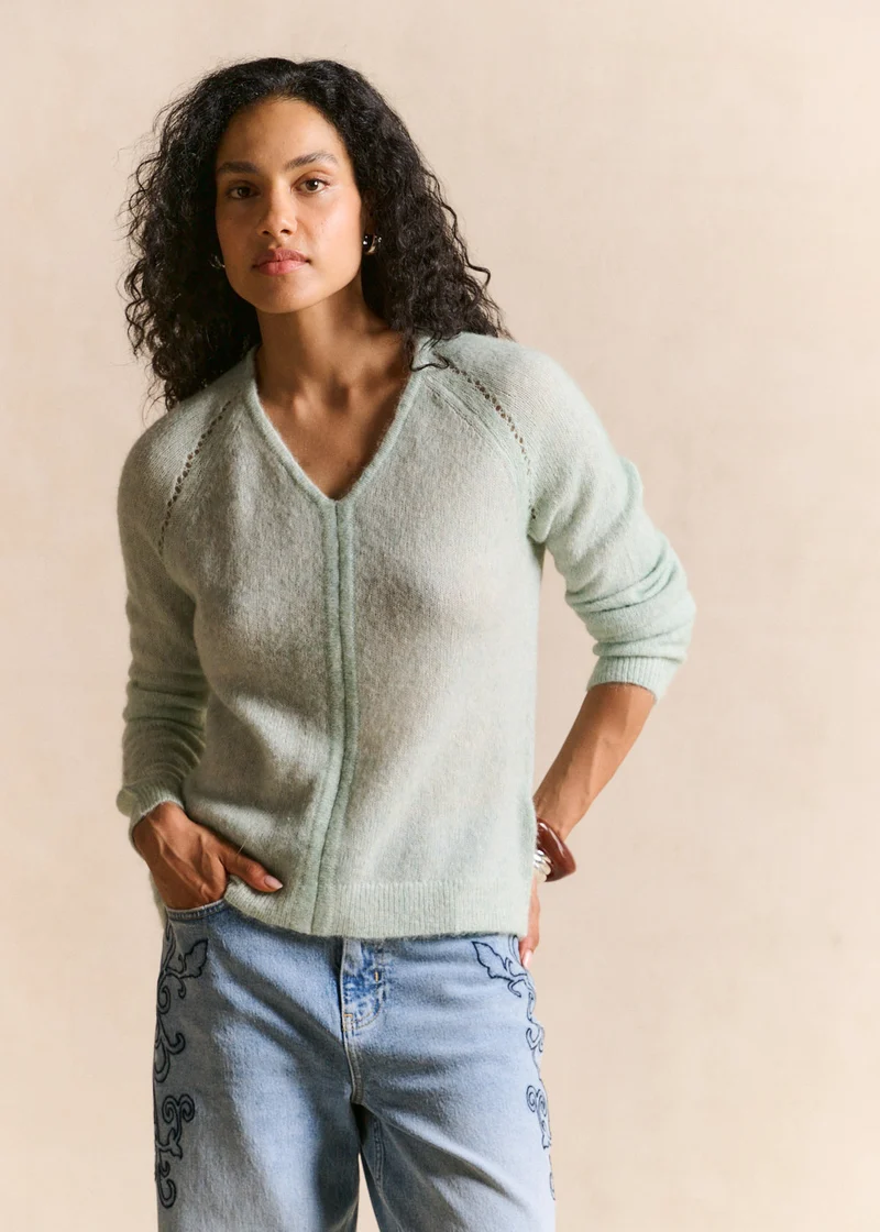 Pull col V détails ajourés