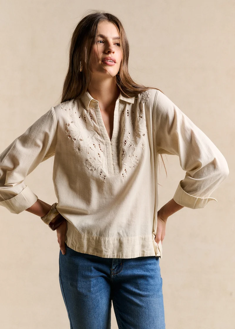 Blouse brodée en lin et coton