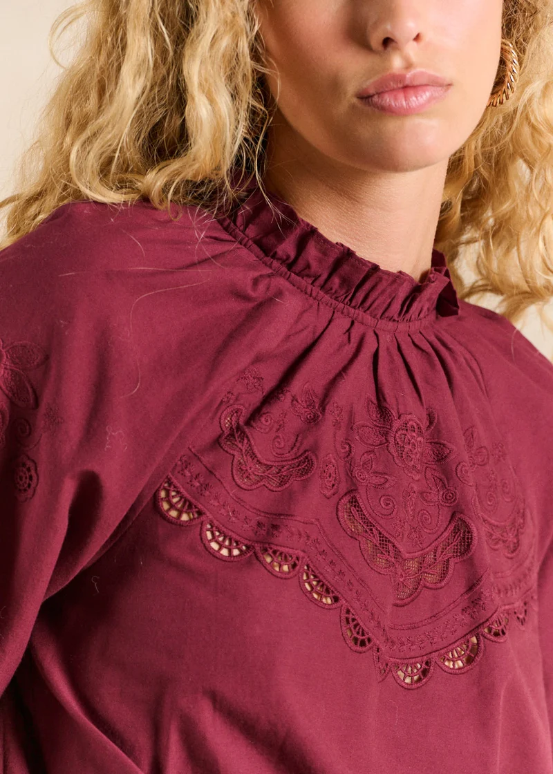 Chemise coton brodée