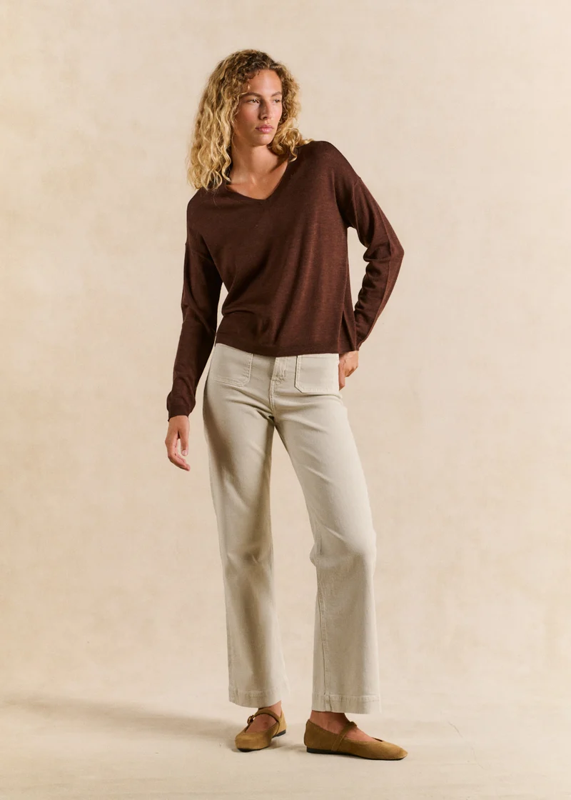 Pull fin col v en laine