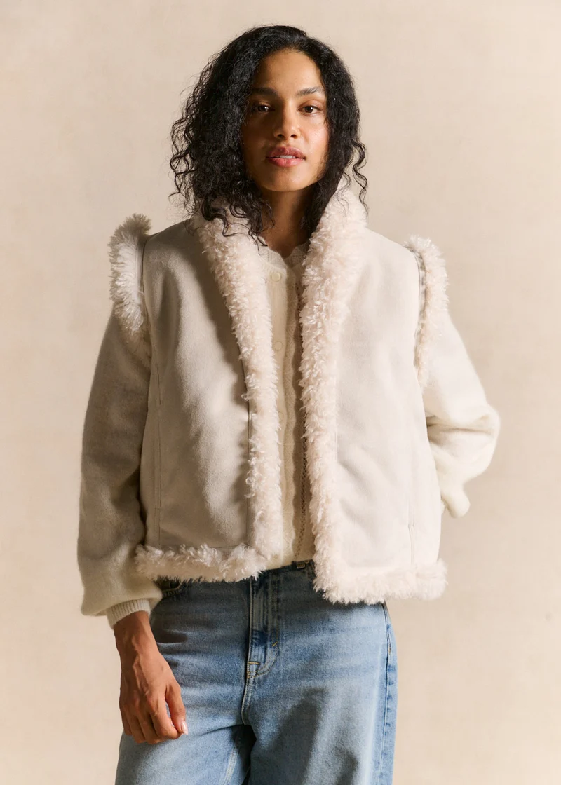 Gilet sans manches effet peau lainée