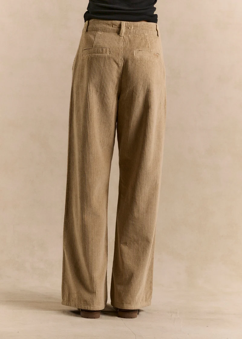 Pantalon large en velours de coton taille haute