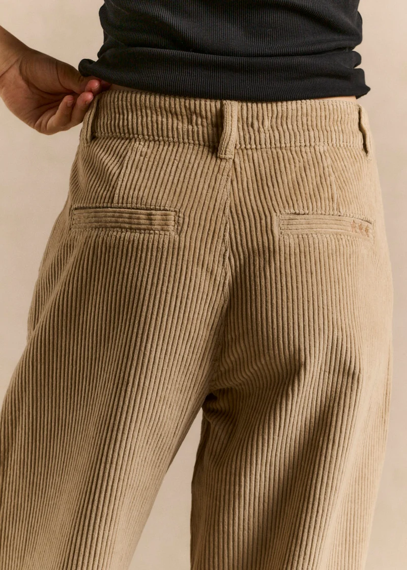 Pantalon large en velours de coton taille haute