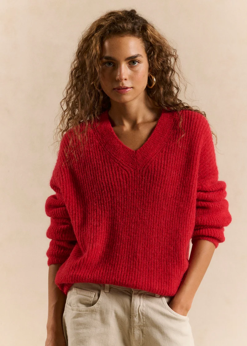 Pull maille côtelée col en V