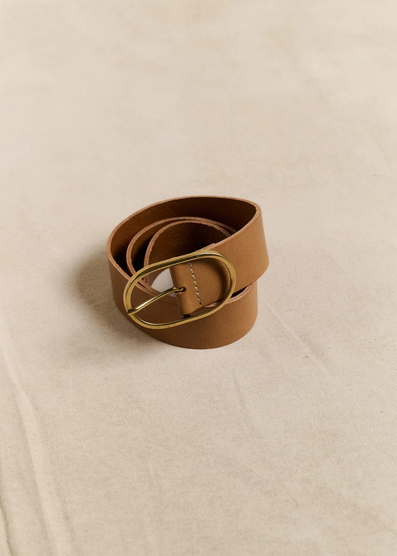 Ceinture en cuir boucle ovale dorée