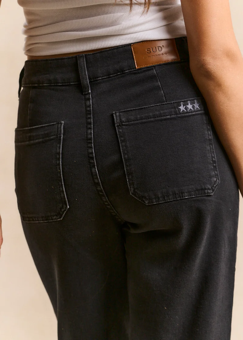 Jean à jambes larges avec revers et taille haute