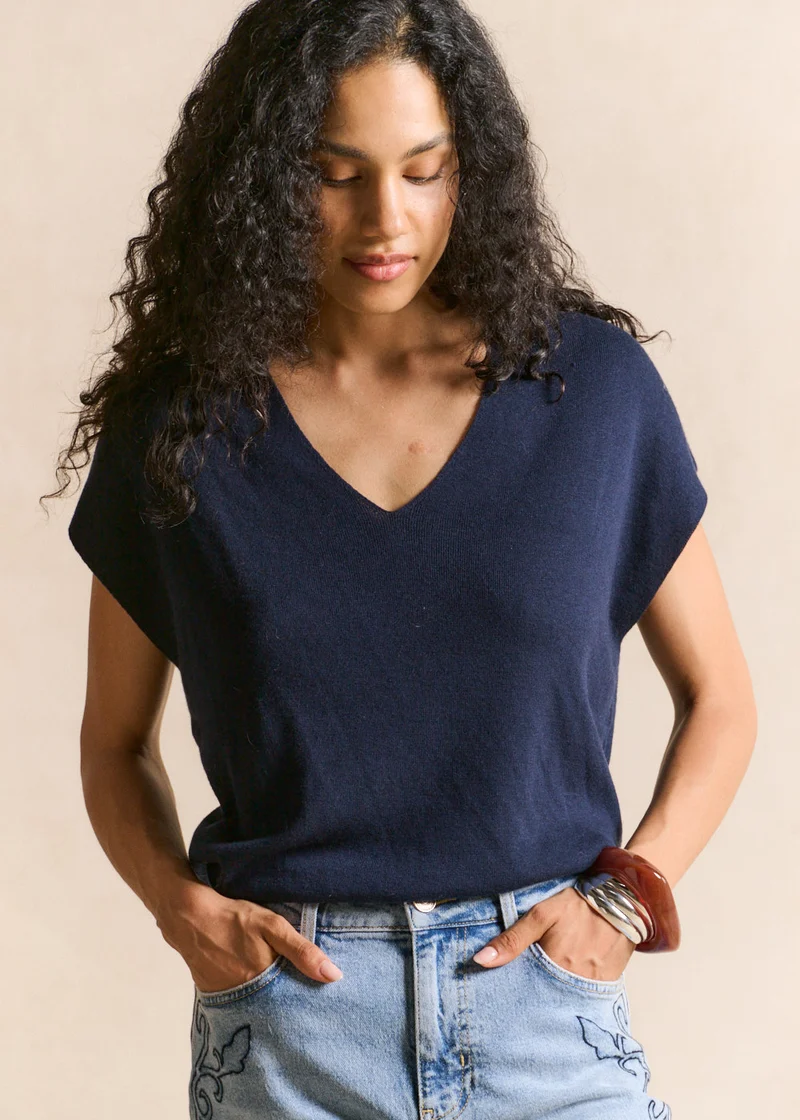 Pull sans manches à col V en maille côtelée