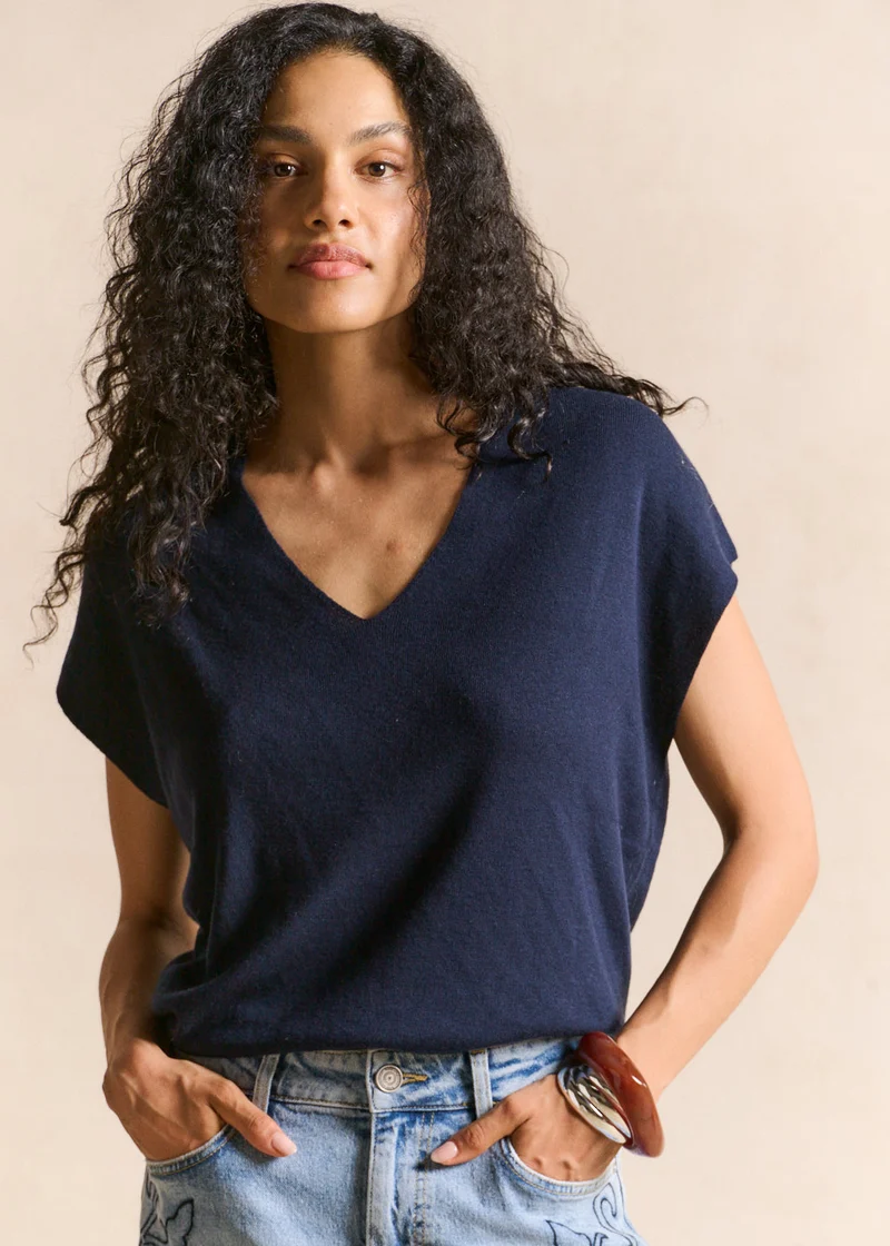 Pull sans manches à col V en maille côtelée