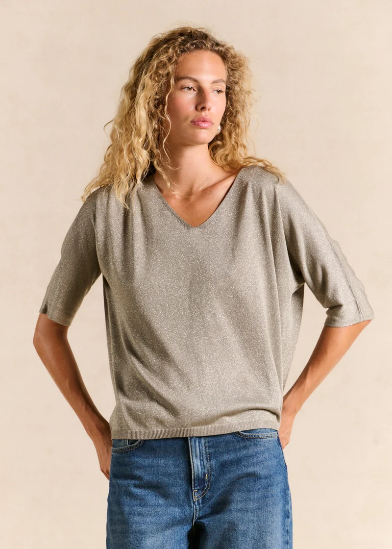 Pull col V oversize en maille brillante et manches courtes
