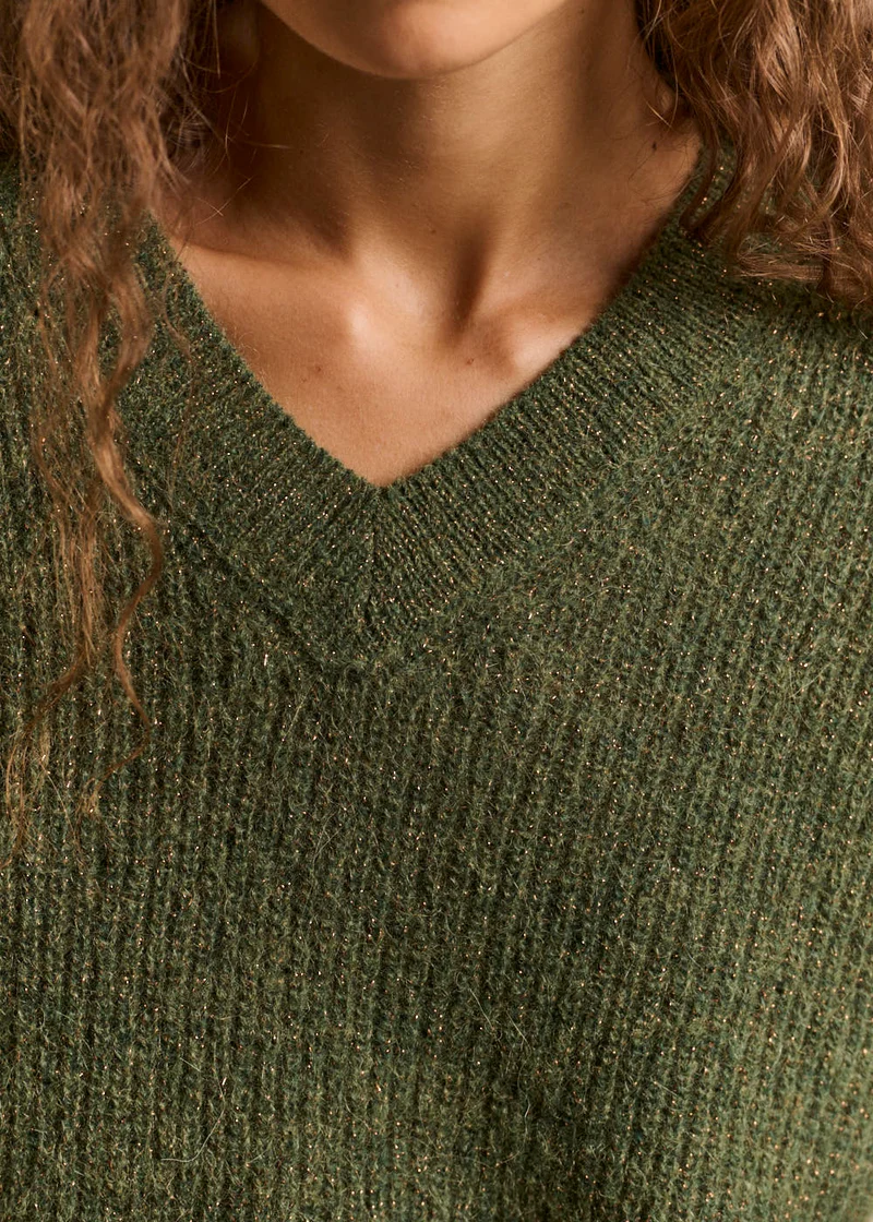 Pull scintillant col en V