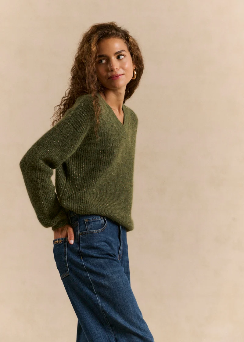 Pull scintillant col en V