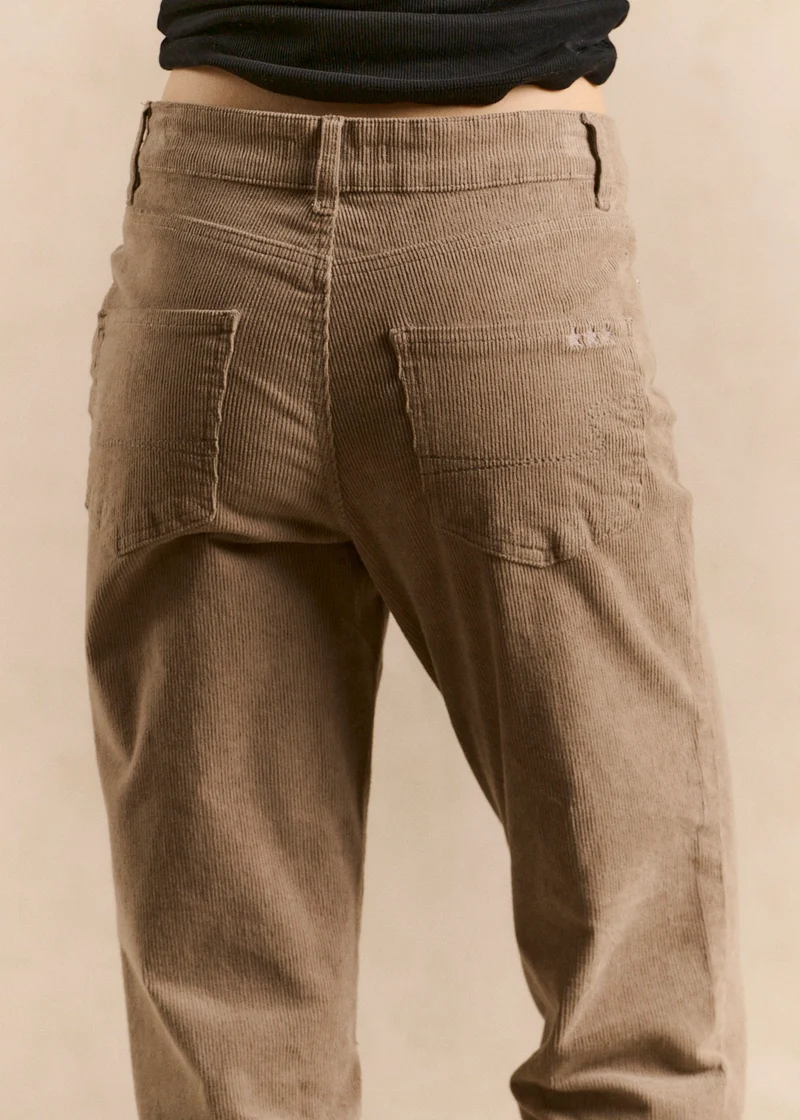 Pantalon slim en velours