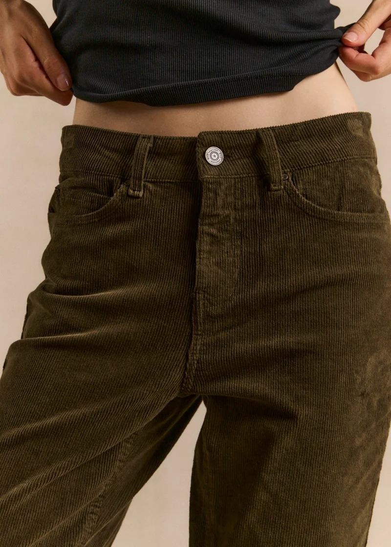 Pantalon slim en velours