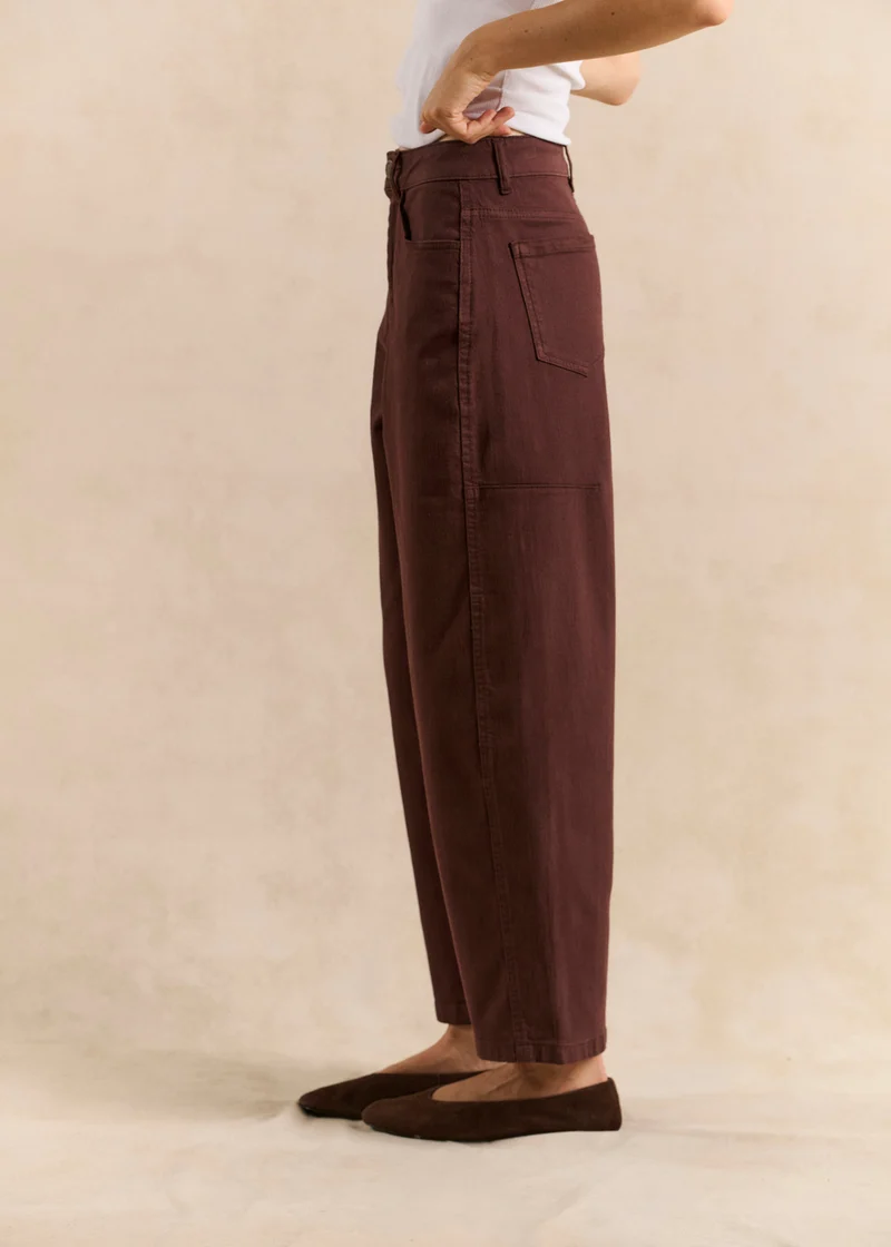 Pantalon coupe boule cinq poches