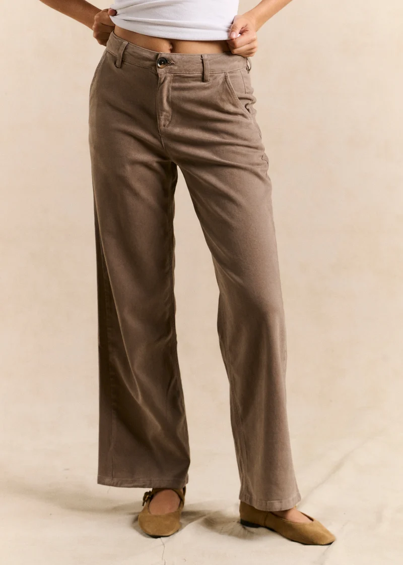Pantalon droit toucher peau de pêche