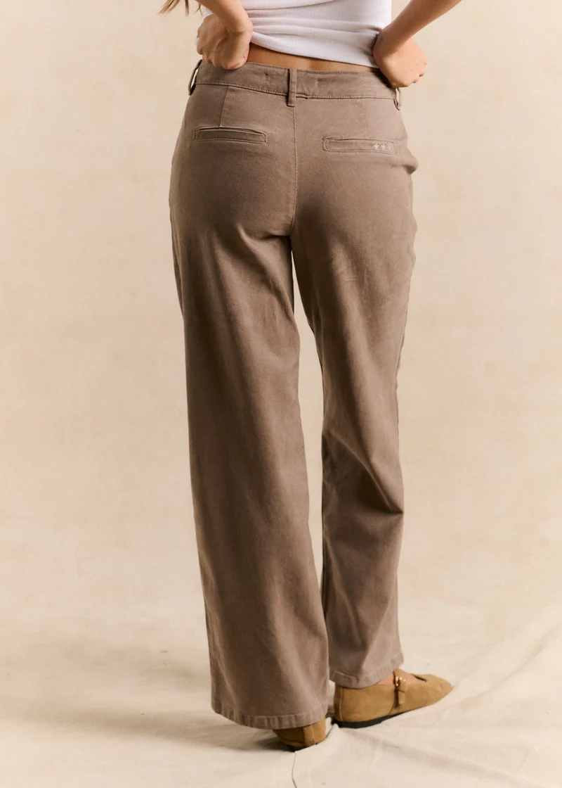 Pantalon droit toucher peau de pêche