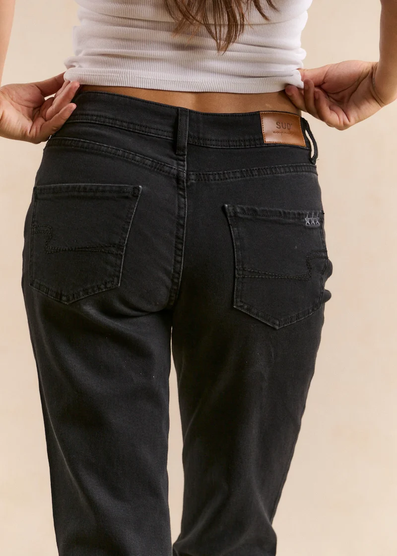 Jean Boyfriend