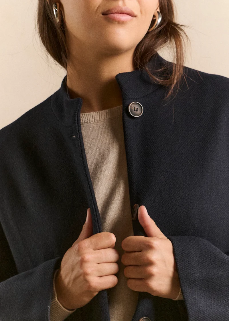 Manteau court écharpe amovible