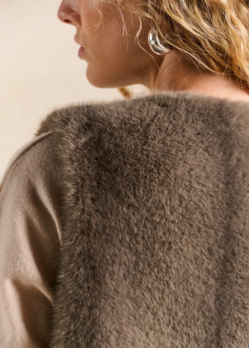Gilet sans manches effet fourrure
