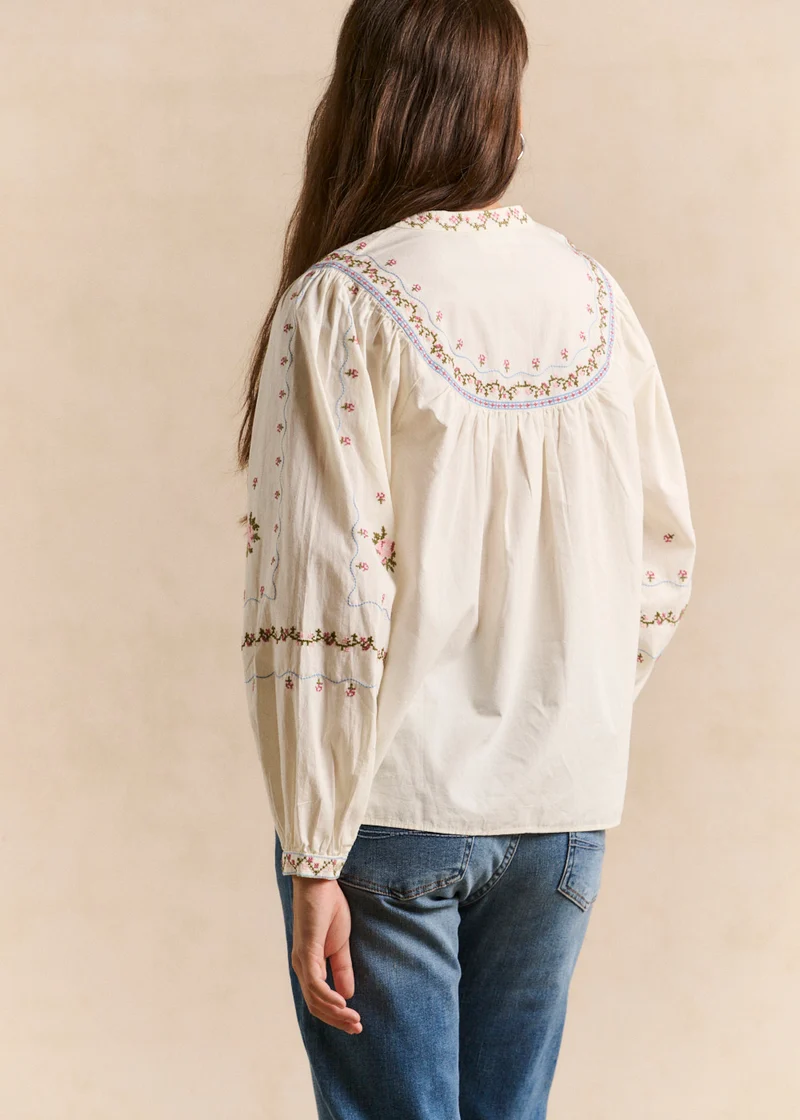 Blouse brodée en coton