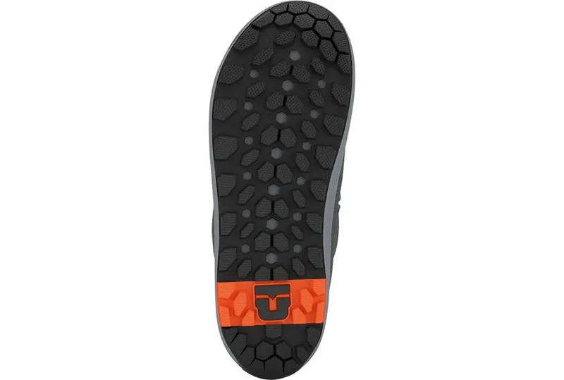 USINE SNOW BOTTES