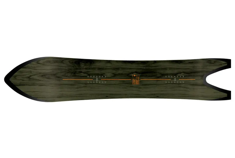 UN CADRE SNOWBOARD