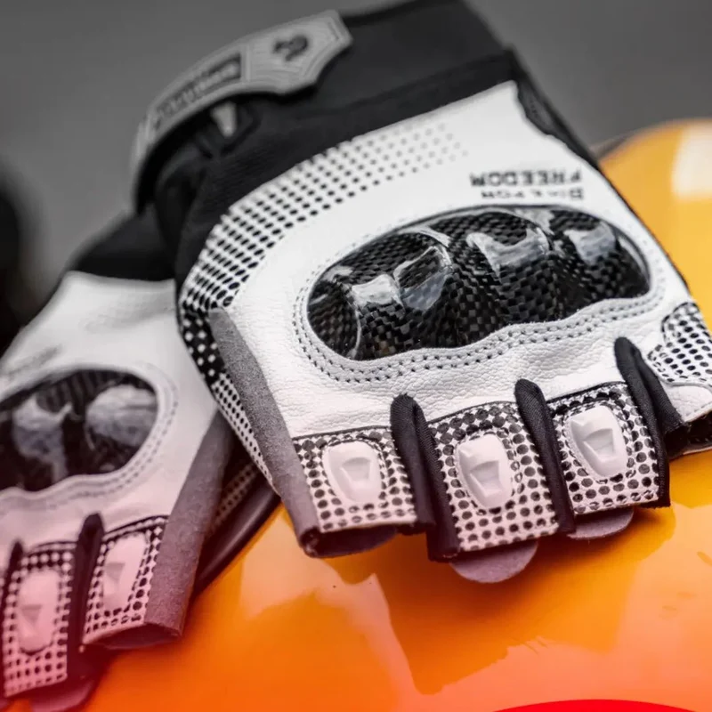 Gants Moto Mitaine Gmbiker | Coque Carbone 3D & Grip Pro