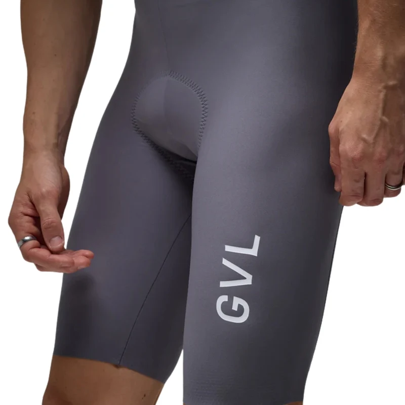 Bib Givelo Lacefly