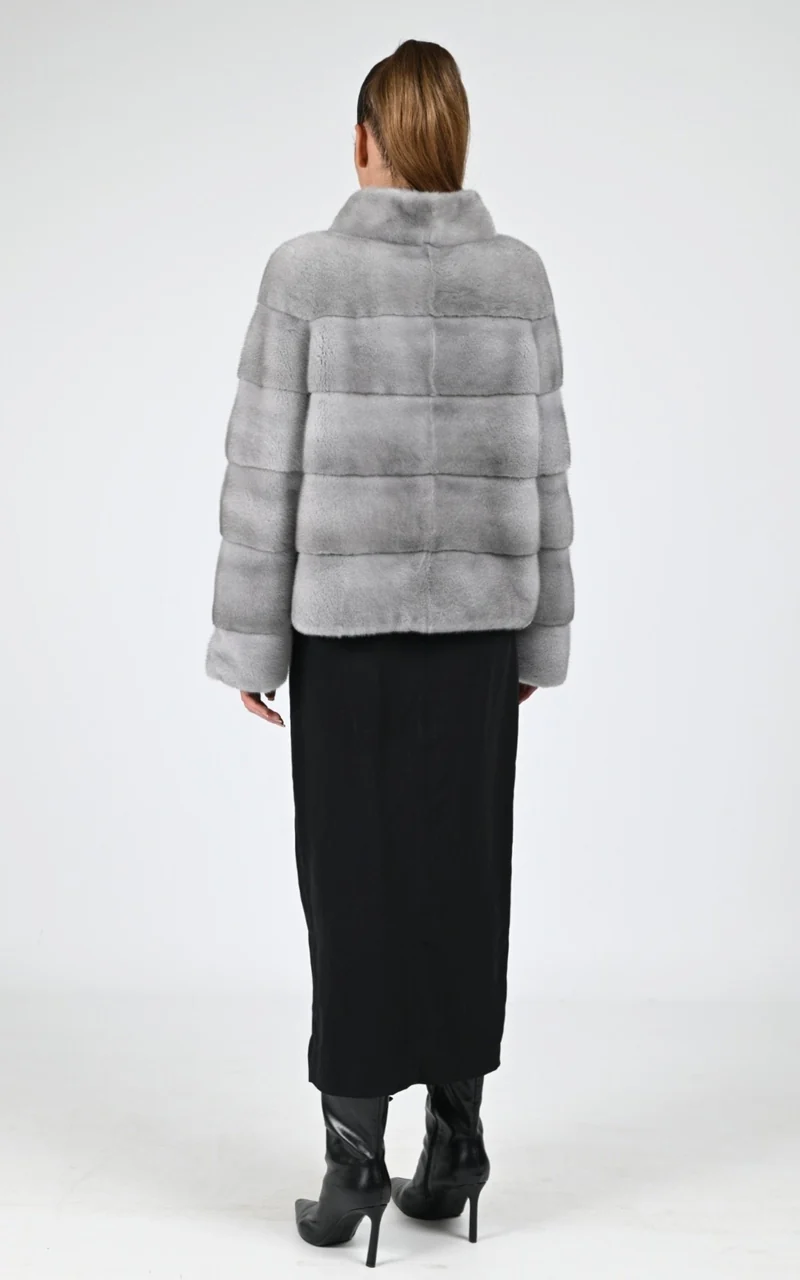 Veste en vison gris perle