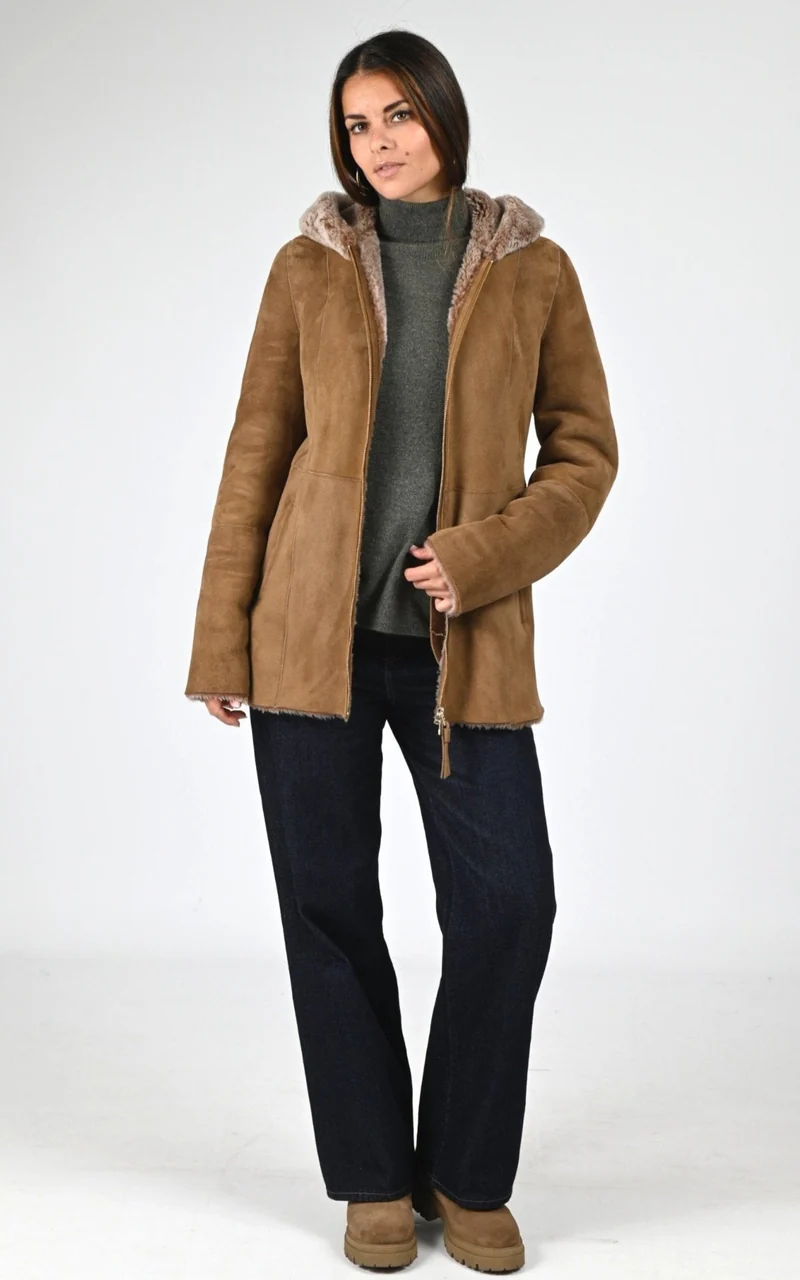 Veste à capuche peau lainée café