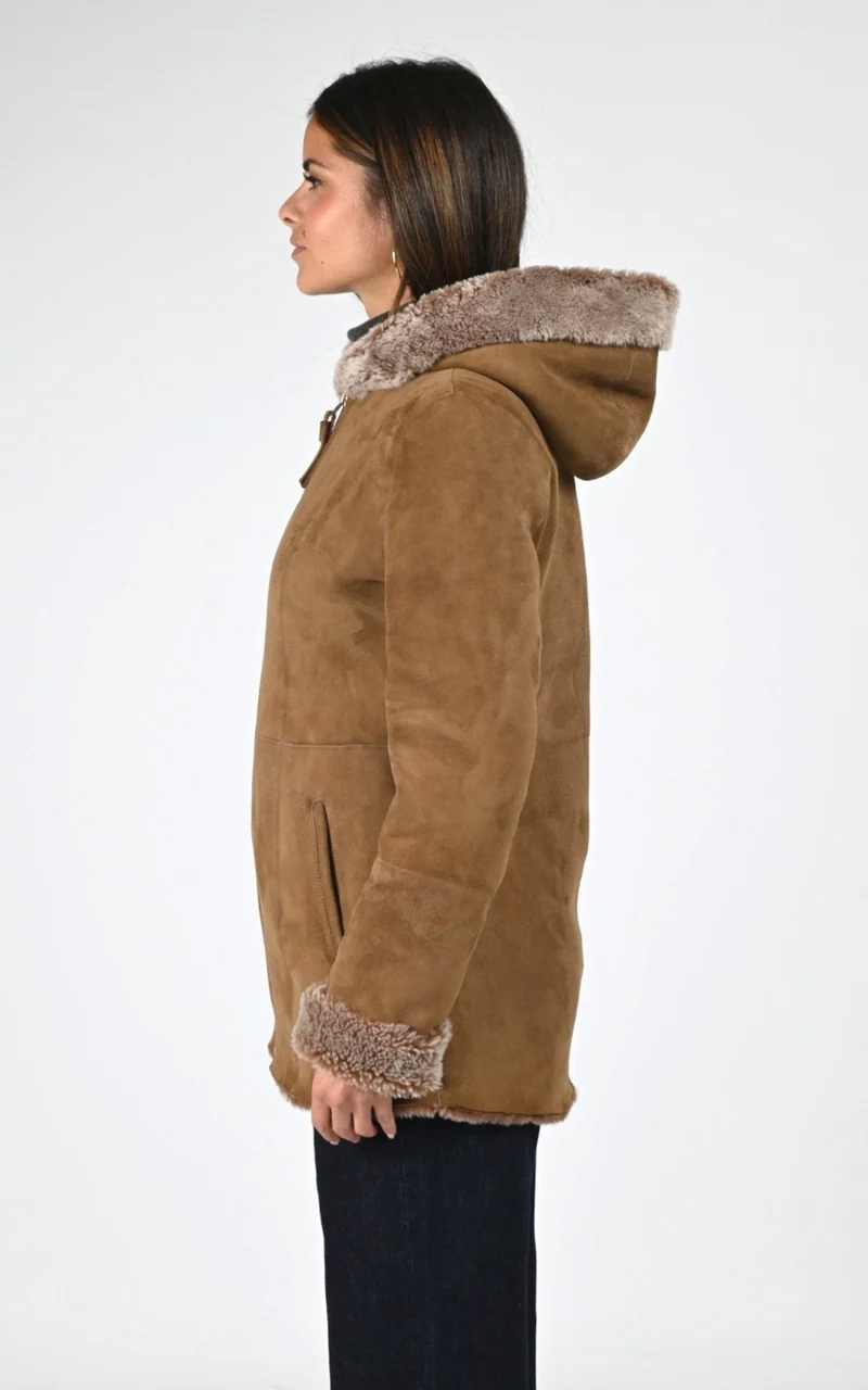 Veste à capuche peau lainée café