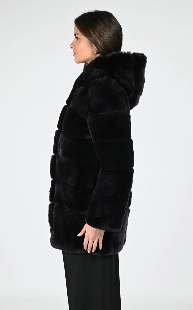 Veste capuche fourrure de lapin rex noir