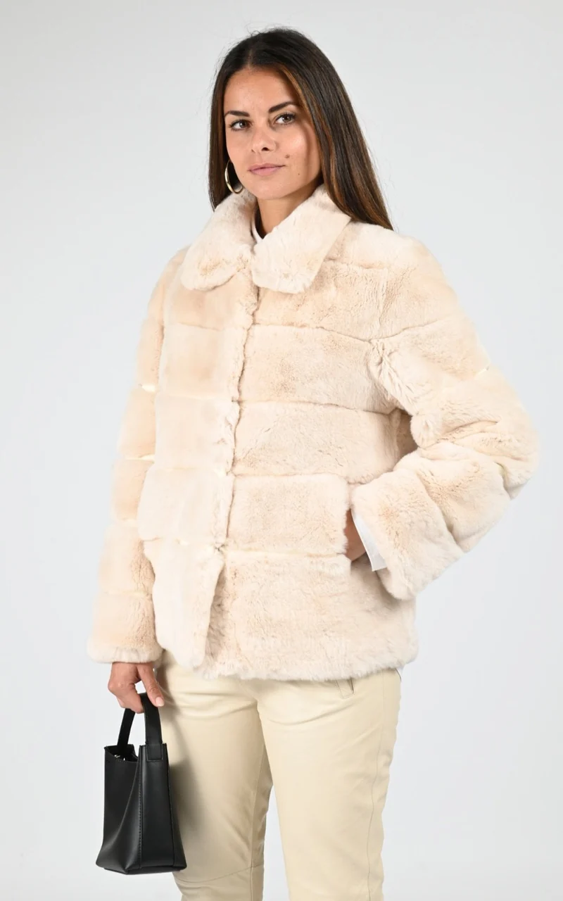 Veste en fourrure de lapin Rex ivoire