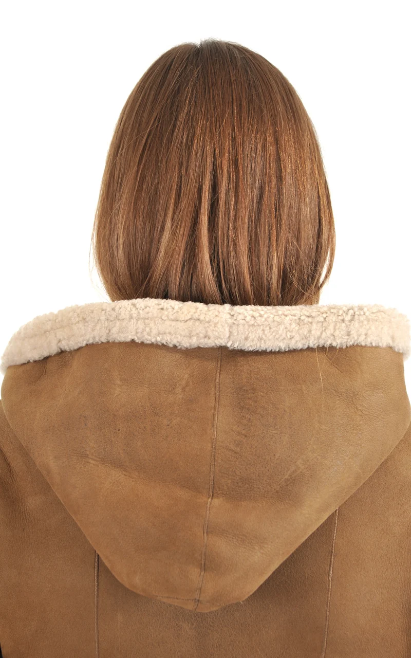 Veste cintrée peau lainée camel