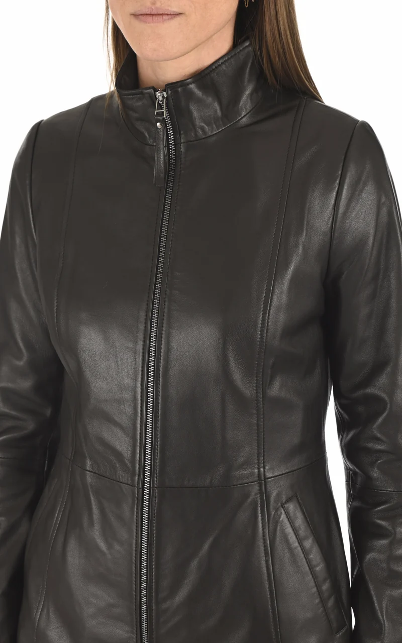 Veste en cuir d'agneau noir