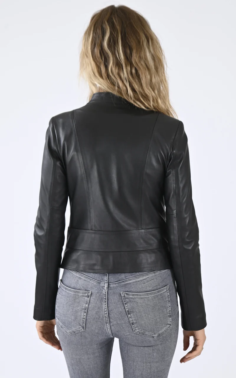 Veste cintrée agneau noir