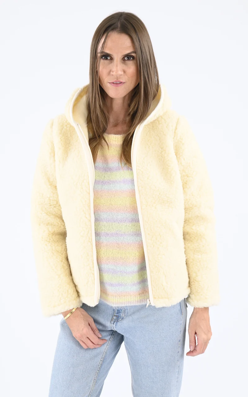 Veste capuche laine agneau beige