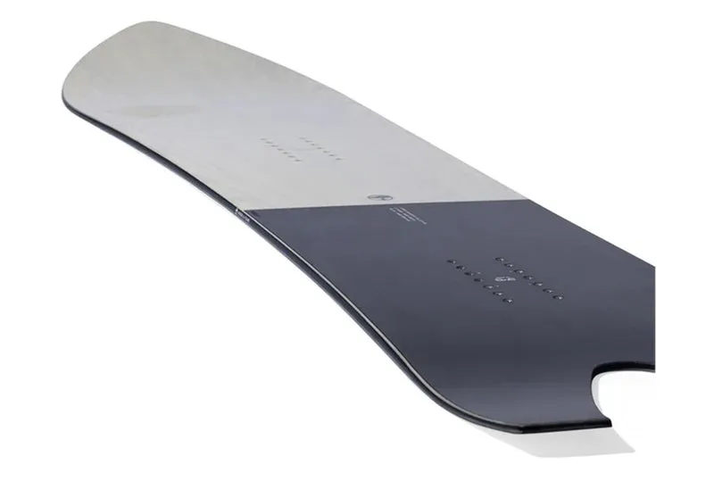 UN CADRE SNOWBOARD