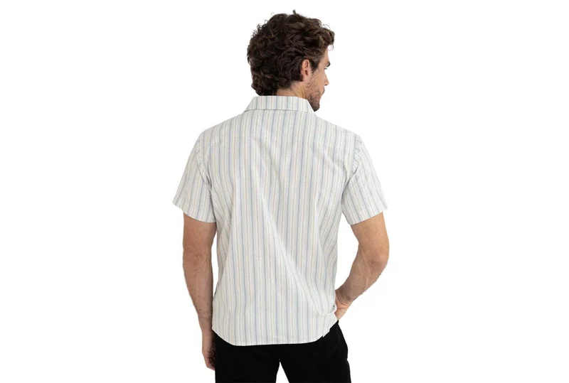 CHEMISE À RAYURES DE VACANCES À MANCHES SANS MÉTRAGE