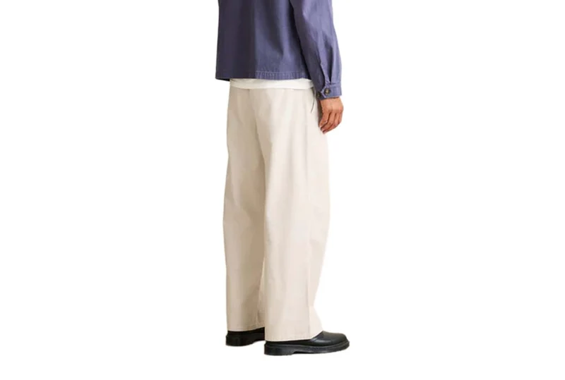 PANTALON À CHEVILLONS DÉCONTRACTÉ