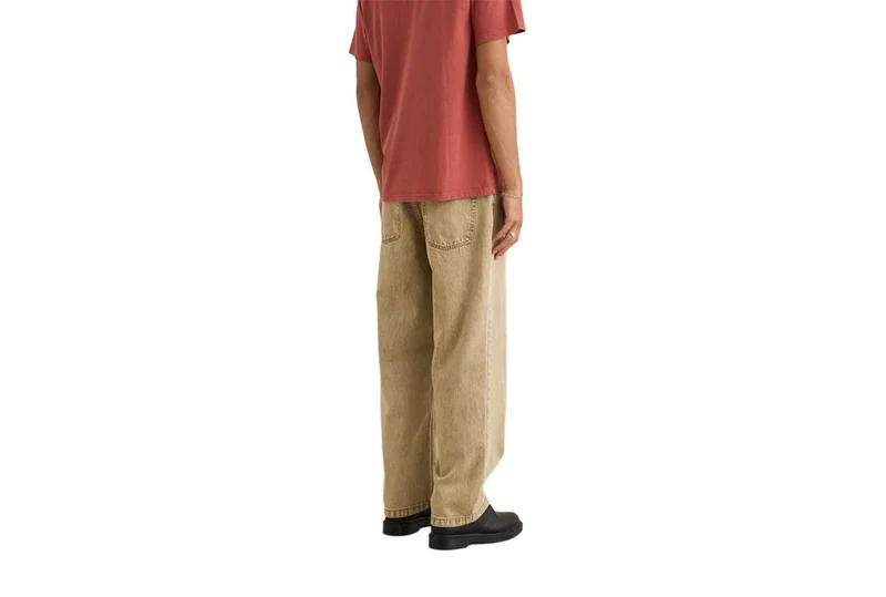 LE JEAN ESSENTIEL
